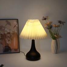 1 pièce Lampe de table plissée à LED rétro nordique, lumière chaude, contrôle par bouton, alimentée par USB, idéale pour la lecture, l'ambiance de café, la décoration de la chambre à coucher et du salon, cadeau idéal pour les amies
