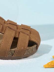 New Children Fashionable Anti-Slip Durable Soft-Sole Boken Beach Sandals - Brown - View 6