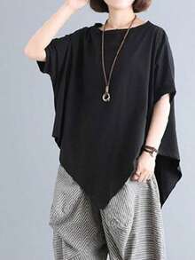 不对称下摆圆领 T 恤 - 舒适短袖 T 恤适合春夏季，宽松版型，柔软面料，透气，轻盈，温暖天气下女性的休闲穿着