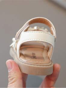 1 Pair Children Pearl Flower Hook And Loop Soft Bottom Lightweight Non-Slip Sandals, Very Comfortable To Wear, Suitable For Summer Beach