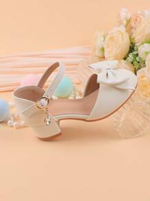 Girls Flower Embellished Chunky Heel Formal Dress, Suitable For Flower Girl, Dance, Wedding, Party, Ballet, Everyday Wear. White Color, Girls Hook And Loop Strap Dress Shoes For Children Of All Sizes