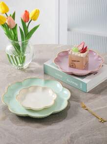 1pc Flower Shaped Gold-Edged Tray, Multi-Purpose Use