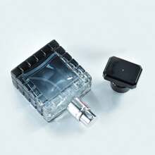Bouteille de parfum 37 ML, Flacon vaporisateur, Flacon de voyage, Flacon de désinfection, Multi-fonction, Personnalisé, Délicat, De luxe, Bouteille en verre en vrac, Bouteille vide de parfum en verre de couleur, Flacon vaporisateur de désinfection, Flacon de voyage portable pour le maquillage et les compléments alimentaires