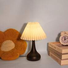 1 pièce Lampe de table plissée à LED rétro nordique, lumière chaude, contrôle par bouton, alimentée par USB, idéale pour la lecture, l'ambiance de café, la décoration de la chambre à coucher et du salon, cadeau idéal pour les amies