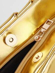 New Fashionable Gold Pleated Chain Bag, High-End Design 3D Shoulder Crossbody Casual Street Style Ins Cloud Bag, Lazy Chic Retro Modern Large Capacity Practical Gold - Gold - View 6