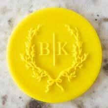 Customized Personalized Cookie Embossing Stamp Mold, 3D Design For Halloween And Christmas, Kitchen Baking Cake Decorating DIY Cutting Tool, Icing Cake Mold, Wedding Clay Candy Embossing Name Cake Mold, Handmade