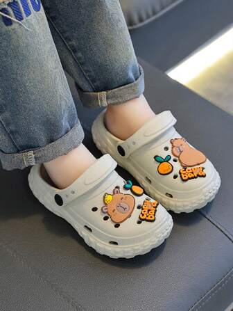 1 双 Capybara 儿童夏季凉鞋，防滑透气封闭式鞋头 EVA 镂空鞋