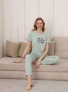 Mirano Pyjama-Set mit kurzärmligem Oberteil mit Buchstabe Muster und langer Hose mit Kirschmuster