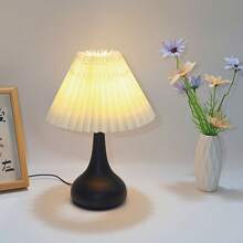 1 pièce Lampe de table plissée à LED rétro nordique, lumière chaude, contrôle par bouton, alimentée par USB, idéale pour la lecture, l'ambiance de café, la décoration de la chambre à coucher et du salon, cadeau idéal pour les amies