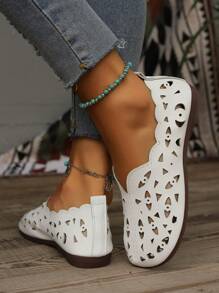 新款轻便平底步行鞋，镂空设计透气女式木屐 - 白色 - 查看 5