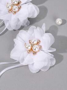 2个白色花朵发夹，珍珠装饰长尾发夹，时尚鳄鱼夹发饰，女孩礼物 - 白色 - 查看 5
