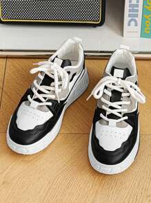 男士运动鞋，米黑色休闲运动宽版运动鞋，学生流行款式，适合室内外、学校、操场和道路