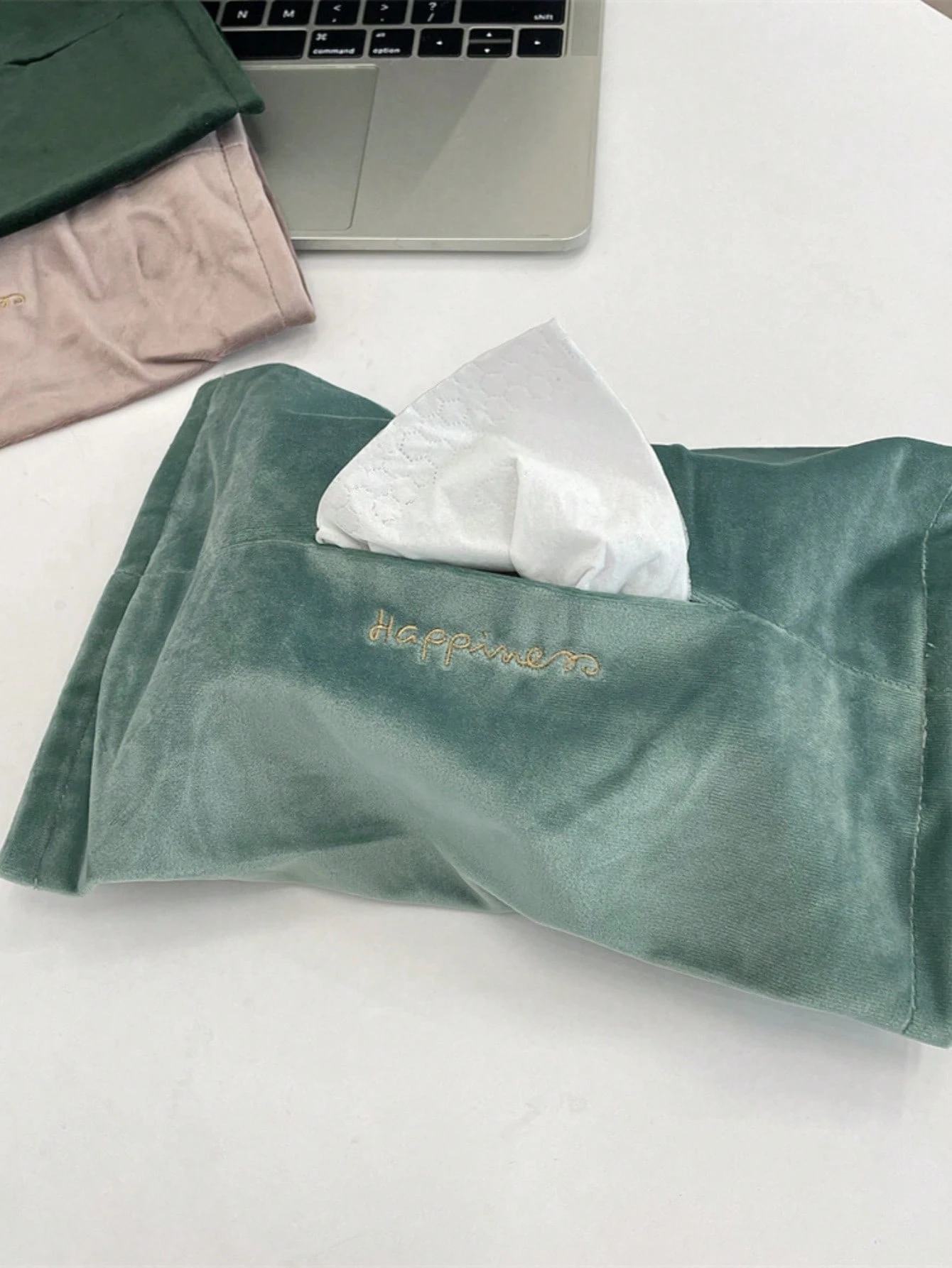 Commercio all'ingrosso di velluto verde scuro gioielli imballaggio scatola gioielli cliente Logo regalo orecchino ciondolo bracciale gioielli scatola di imballaggio