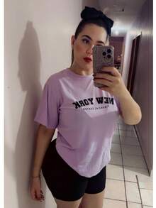 Camiseta de hombros caídos con gráfico de eslogan - Lila Púrpura - Ver 2