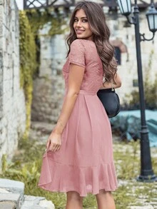 MIUSOL Vestido de cóctel de línea A con cuello redondo de encaje floral, ribete de volantes y dobladillo con capas - Rosa - Ver 3