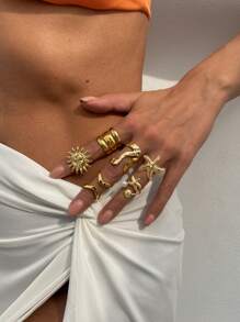 Set de 6 anillos de metal dorado vintage punk con elementos multicomponentes, decorados con elementos marinos como conchas, estrellas de mar y perlas falsas, se pueden usar solos o combinados, adecuados para atuendos diarios y de fiesta de la mujer, decoración de resort de playa, set de joyas de moda de verano