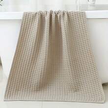 1pc Extra Large Waffle Texture Bath Towel, Absorbent Quick Drying Soft Towel For Women, Cute And Comfortable Home Towel, Bathroom Accessories Fall Decor,Holiday Home Bathroom Decor Back To School For Beauty Salon Home Bathroom Shower Towels For Beauty Salon, Hotel Sports,Home Essentials, Towel, Skin Care Bath Towel Sheet