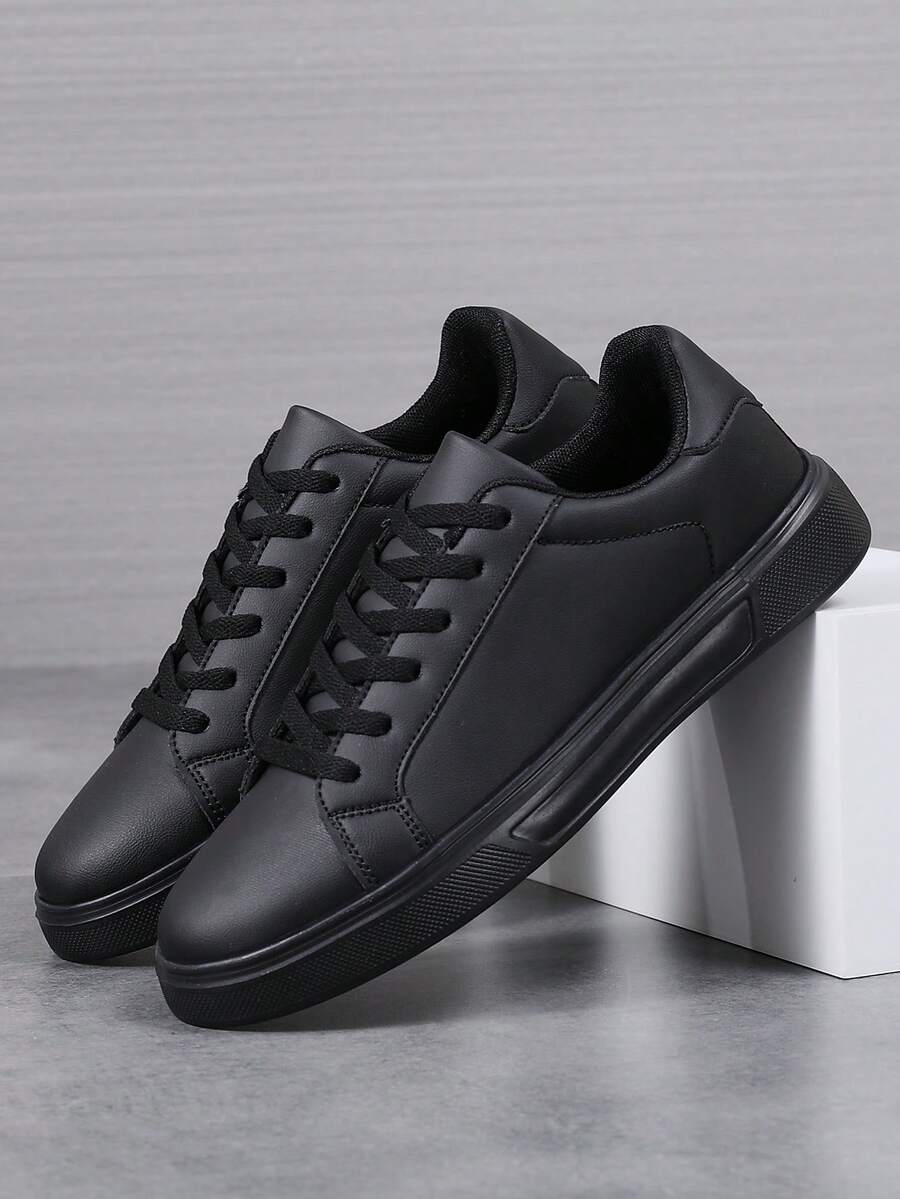 Sapatos masculinos plus size de verão, novos, respiráveis, casuais, brancos, tênis de lazer estilo coreano, versáteis e modernos para estudantes - Preto - Ver 1