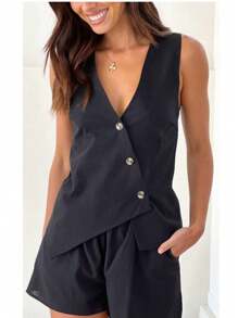 YOKASA Solid Color V-Neck Asymmetric Waist Shorts Suit - Black - View 4