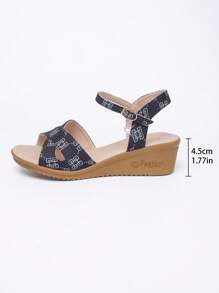 Women's Round Toe Platform Sandals, Strap Closure, Pendant Decor, Suitable For Commuting, Outdoor, Office, Campus, Elegant And Luxurious, Black And Gold Wedge Heels