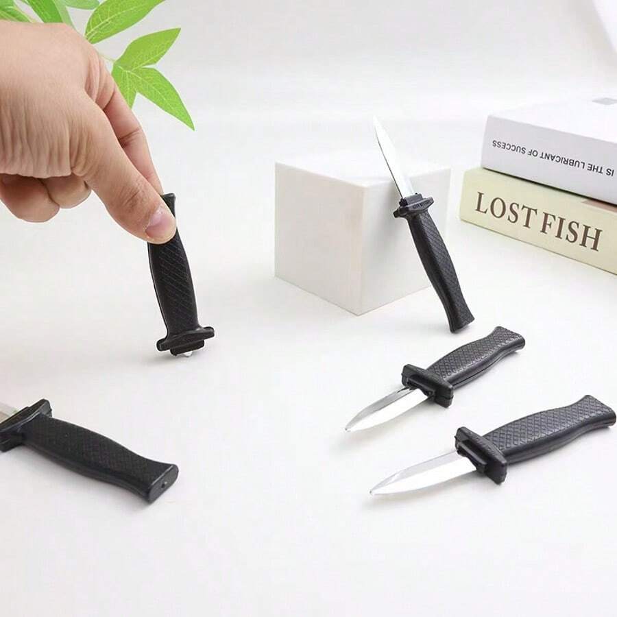 Mini Shrinking Knife Prank Toy, Retractable Spring Knife Gag Joke Trick ...