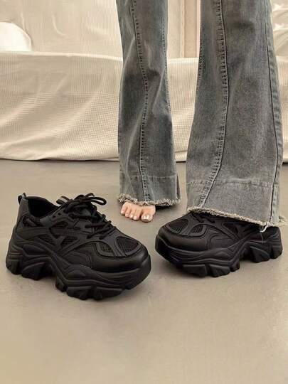 Nuevos zapatos casuales para mujer, zapatillas de deporte con tacón de cuña y suela gruesa, suelas de goma gruesas transpirables, cómodas y modernas para caminar.