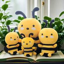 A Stuffed Bee Stuffed Animal Doll For Boys, Soft Stuffed Doll Decoration For Children's Room, Cute Stuffed Doll For Children, Suitable For Birthday Parties, Easter Christmas, Halloween, Thanksgiving, Interesting Home Sofa Decoration (Because The Fabric Is Produced In Batch, There Will Be Some Faint Color Difference, The Real Object Is Close To The Publicity Picture)