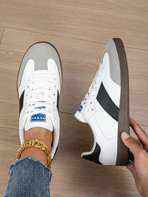 Women's 2025 Classic Color Thin Sole Casual Sport Shoes, Retro Lace-Up Comfortable Versatile Flats