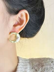 1 Pair Vintage Elegant Enamel Concave Geometric Moon & Flower Butterfly Print Stud Earrings, Simple & Fashionable Everyday Accessory Suitable For Women, Daily Wear/Wedding/Party, Great Gift For Wife/Girlfriend Birthday