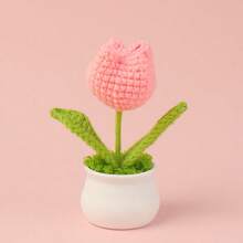 1pc Handmade Crocheted Yarn Simulation Tulip Potted Plant, Round Cute Woven Yarn Tulip, 1 Double Headed Stamen, 1 Triple Headed Flower Bud, Desktop, Car, Office, Home Decoration, Small Gift, Can Be Given To Family, Friends, Classmates, Birthdays, Teachers, Souvenirs, Night Market Camping Parties, Scenic Spots Easter