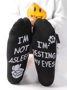 1 Pair Unisex Floral Pattern Design Socks, Men Women Sports Socks With Bottom Letter Black Fashionable Mid-Calf Crew Socks