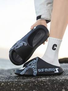 Pantofole estive nuove per il 2025, casual e confortevoli, super morbide, scarpe da spiaggia da uomo per uso all'aperto, pantofole casual