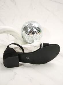 Women's Elegant Black High Heel Thick Sole Open Toe Sandals, Crystal Buckle Design, Made Of Faux Deer Leather, Suitable For Spring/Summer, Campus, Vacation, Christmas, Business Casual, Banquet