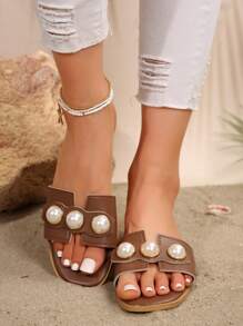 New Women Fashion Black & Beige Flat Sandals