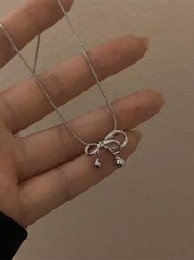 1pc colar com pingente de laço de contas elegante e moderno, adequado para mulheres usarem casualmente, em festas e festivais