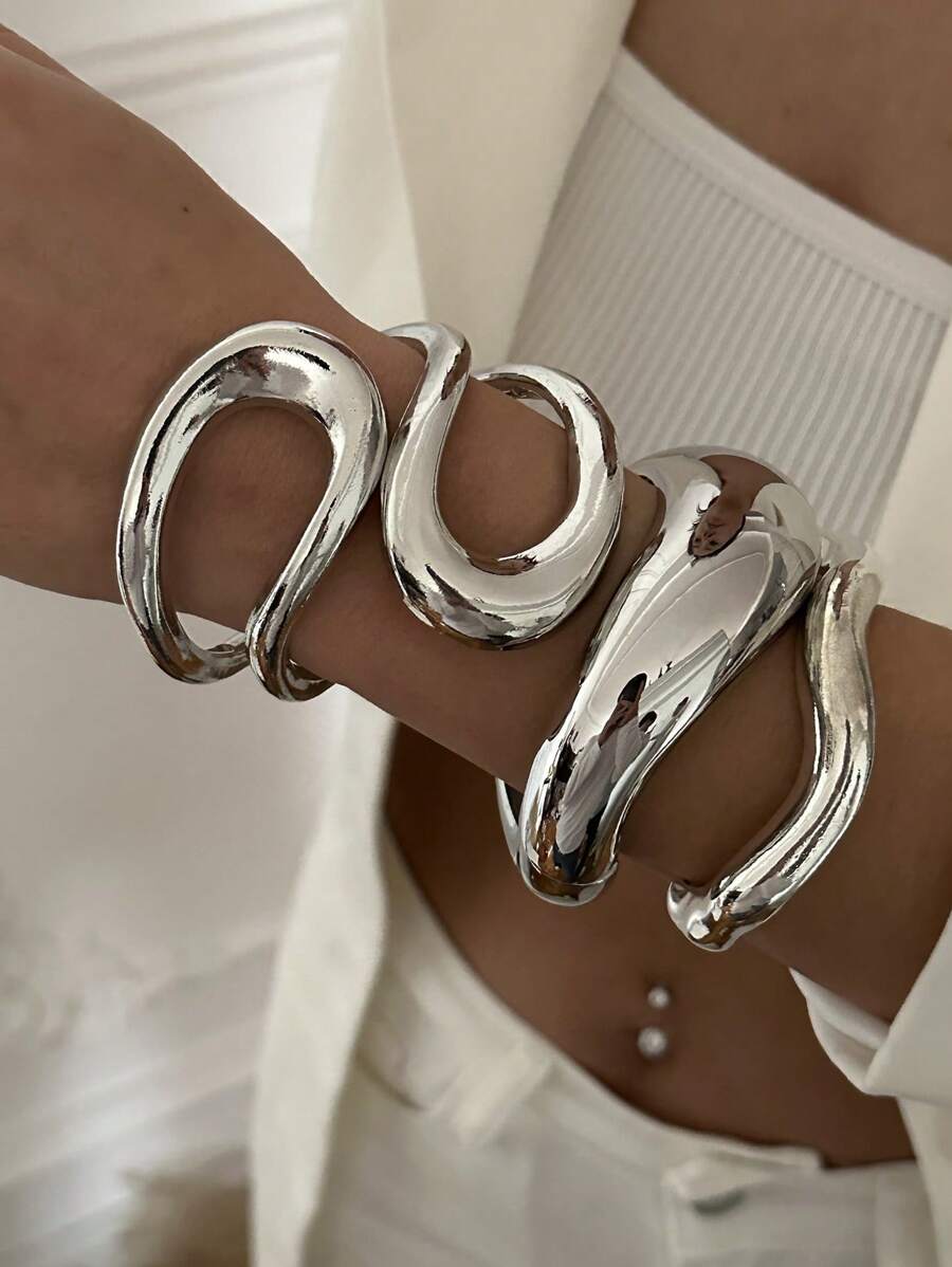1pc Fashionable Metallic Spring Bangle Bracelet, Geometric Modern Futuristic Shiny Finish, Suitable For Parties, Daily Wear, Gift - Bracelet - View 1