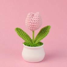 1pc Handmade Crocheted Yarn Simulation Tulip Potted Plant, Round Cute Woven Yarn Tulip, 1 Double Headed Stamen, 1 Triple Headed Flower Bud, Desktop, Car, Office, Home Decoration, Small Gift, Can Be Given To Family, Friends, Classmates, Birthdays, Teachers, Souvenirs, Night Market Camping Parties, Scenic Spots Easter