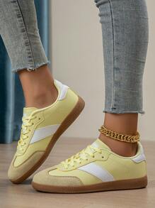 2025 Women Classic Color Thin Sole Casual Sneakers, Retro Lace-Up Comfortable Versatile Flat Shoes
