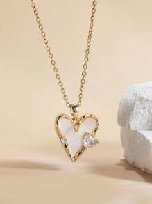 1pc Minimalist 14K Gold Plated Mother Of Pearl Heart Necklace, European Style