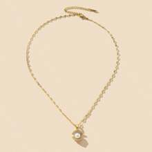 1pc Exquisite Shimmering Style Copper Inlaid Zirconia 18K Gold Plated Faux Pearl Shell Pendant Necklace, Suitable For Women Beach Holiday, Jewelry Accessories Gift For Friends