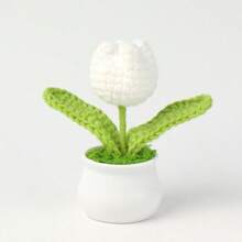1pc Handmade Crocheted Yarn Simulation Tulip Potted Plant, Round Cute Woven Yarn Tulip, 1 Double Headed Stamen, 1 Triple Headed Flower Bud, Desktop, Car, Office, Home Decoration, Small Gift, Can Be Given To Family, Friends, Classmates, Birthdays, Teachers, Souvenirs, Night Market Camping Parties, Scenic Spots Easter