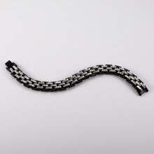 1 件 2025 新款设计男士扁平双排雕刻纹理手链腰带，时尚迷人