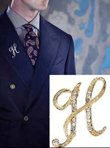 Vintage Versatile Men's English Letter Brooch, Suit Lapel Flower Badge, Unisex Fashionable Large Pin Clothing Accessory, High-End Suit Decoration, Sweater/Jacket Pins, Suitable For Parties, Weddings, Birthdays, Daily Wear, Holiday Gifts