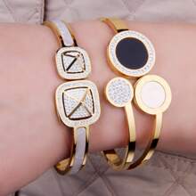 1/2 件女士不锈钢手链套装，凶猛的黑白贝壳搭配罗马几何铺镶水晶元素手链，适合日常装扮、街头风格、派对和礼物，四季皆宜 - 羅馬套裝 - 查看 2