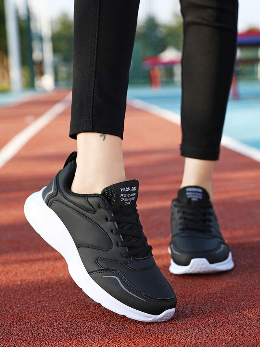 1 Paar Damen Mode Wasserdichte schwarze Ledersportschuhe, leichte lässige Laufschuhe für Sommerkollektion 2025, atmungsaktive rutschfeste Outdoor-Reiseschuhe