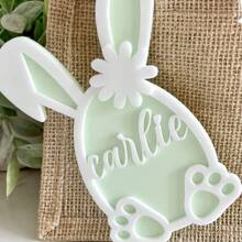 1 pieza Etiqueta con el nombre personalizada de conejo de Pascua con diseño floral, adorno de Pascua