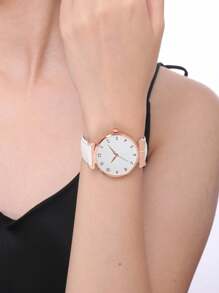 女士手表 1 件时尚休闲华丽数字套装圆形表盘石英表和 9 件仿珍珠项链、耳环、戒指首饰套装适合女性派对、节日、生日佩戴或作为姐妹，是送给女士的最佳礼物（无盒）