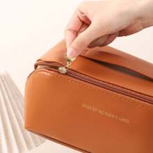 Un Paquete De Almacenamiento De Cosméticos PU Marrón, Bolsa De Almacenamiento Portátil, Alto Valor Facial Y Gran Capacidad, Alta Calidad, Fácil De Colocar, Resistente Y Duradero