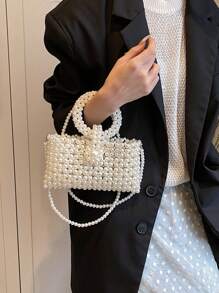 1 Pc Fashionable And Versatile Faux Pearl Material Diamond Grid Hollow Bead Mini Small Square Bag For Women's Summer Casual Mobile MINI Diamond Shaped Bag Handbag Suitable For Vacation Travel&Outdoor Leisure Shopping&Fashion Clothing Matching There Are Two Sizes To Choose From