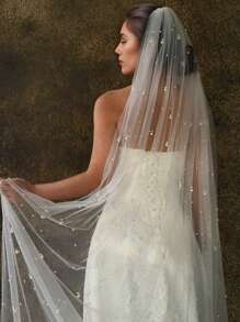 1 pièce Voile de mariée avec bordure perlée à la main, convient pour la cérémonie de mariage, les accessoires photo, l'enregistrement, y compris le peigne à cheveux